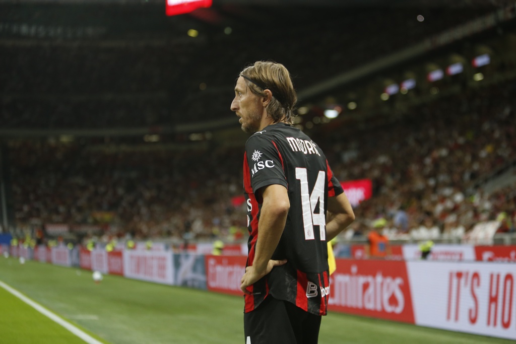 莫德里奇：让米兰重返欧冠是最低目标，我已赢得一切梦想随队夺冠